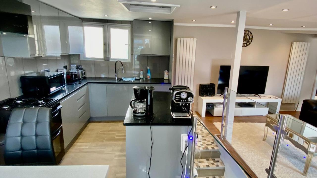 Modern Stylish Apartment At Brighton Station Exteriér fotografie